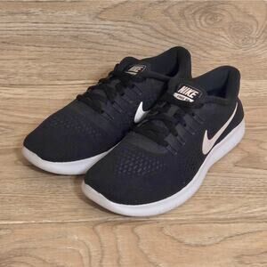 Nike Shoes Black Free RN Running Sneakers Mesh Low Womens Size US 6.5